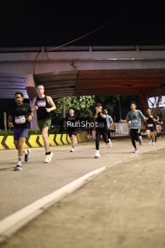 Runner Photo 4267585