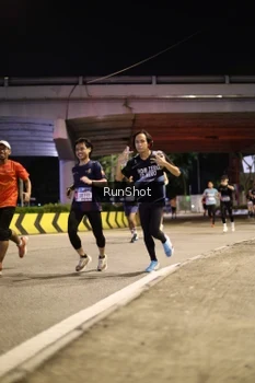 Runner Photo 4267589