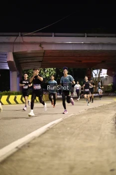 Runner Photo 4267591
