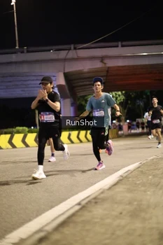 Runner Photo 4267598