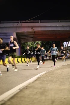 Runner Photo 4267604