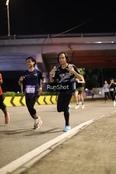 Runner Photo 4267610