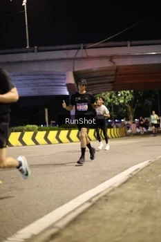 Runner Photo 4267619