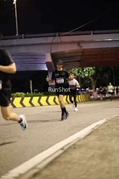 Runner Photo 4267620