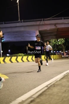 Runner Photo 4267621