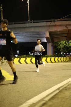 Runner Photo 4267628