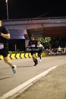 Runner Photo 4267631