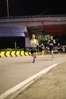 Runner Photo 4267650
