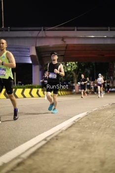Runner Photo 4267651