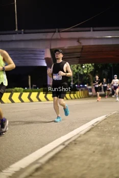 Runner Photo 4267655