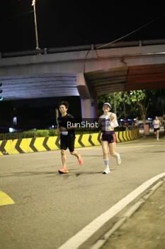 Runner Photo 4267659