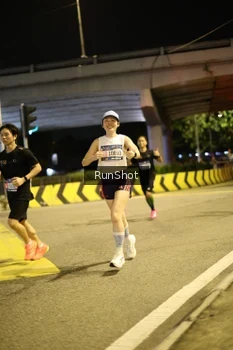 Runner Photo 4267663