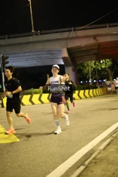 Runner Photo 4267664