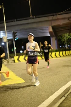 Runner Photo 4267668