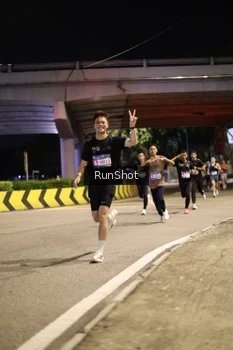 Runner Photo 4267669
