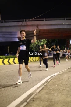 Runner Photo 4267674