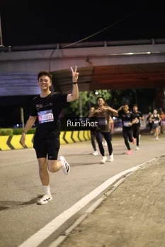 Runner Photo 4267677