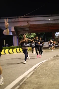 Runner Photo 4267678