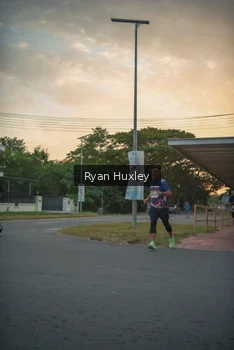 Runner Photo 4268214