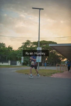 Runner Photo 4268219