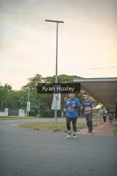 Runner Photo 4268248
