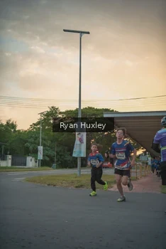 Runner Photo 4268264