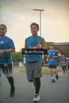 Runner Photo 4268275