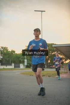 Runner Photo 4268276