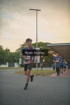 Runner Photo 4268324