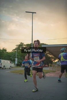 Runner Photo 4268325