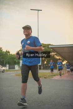 Runner Photo 4268335