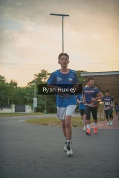 Runner Photo 4268348