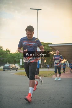 Runner Photo 4268349