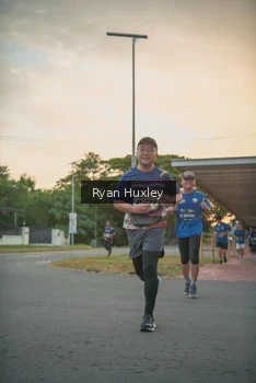 Runner Photo 4268373