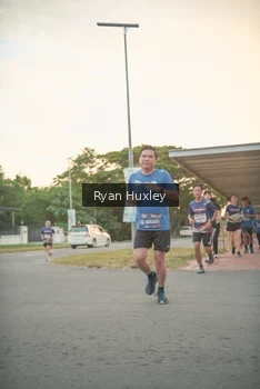 Runner Photo 4268413