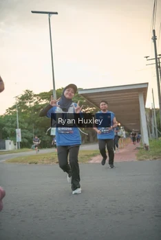 Runner Photo 4268471