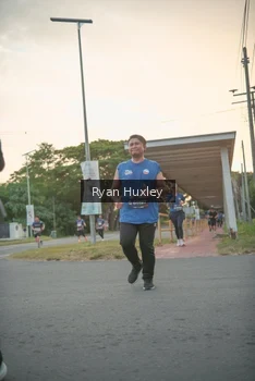 Runner Photo 4268475