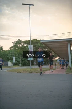 Runner Photo 4268486
