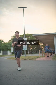 Runner Photo 4268493
