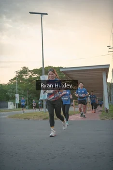 Runner Photo 4268515