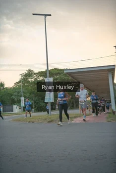 Runner Photo 4268516
