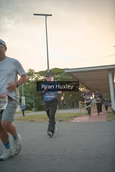 Runner Photo 4268525