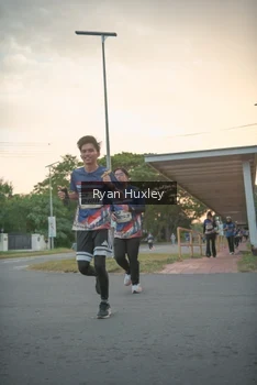 Runner Photo 4268528