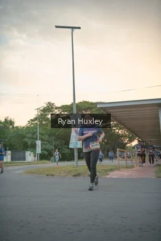 Runner Photo 4268537