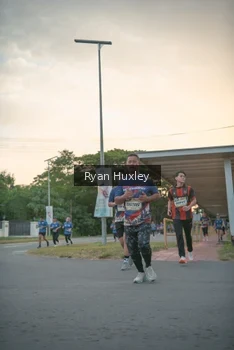 Runner Photo 4268546