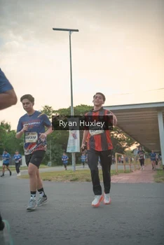 Runner Photo 4268551