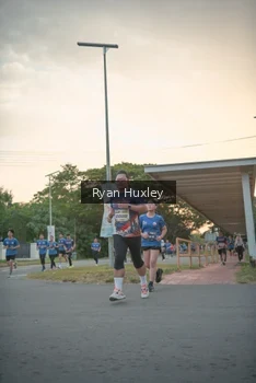 Runner Photo 4268564