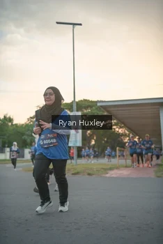 Runner Photo 4268578