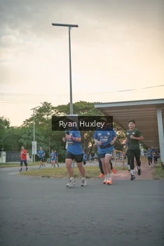 Runner Photo 4268579