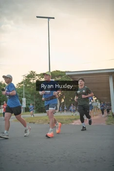 Runner Photo 4268583